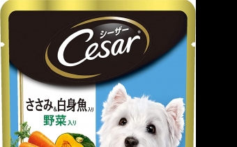 Cesar Pouch 70 g. อาหารเปียก อาหารสุนัข เนื้อไก่พร้อมซูริมิ และผักในเยลลี่ สำหรับสุนัขโต 70 กรัม - 16 ซอง